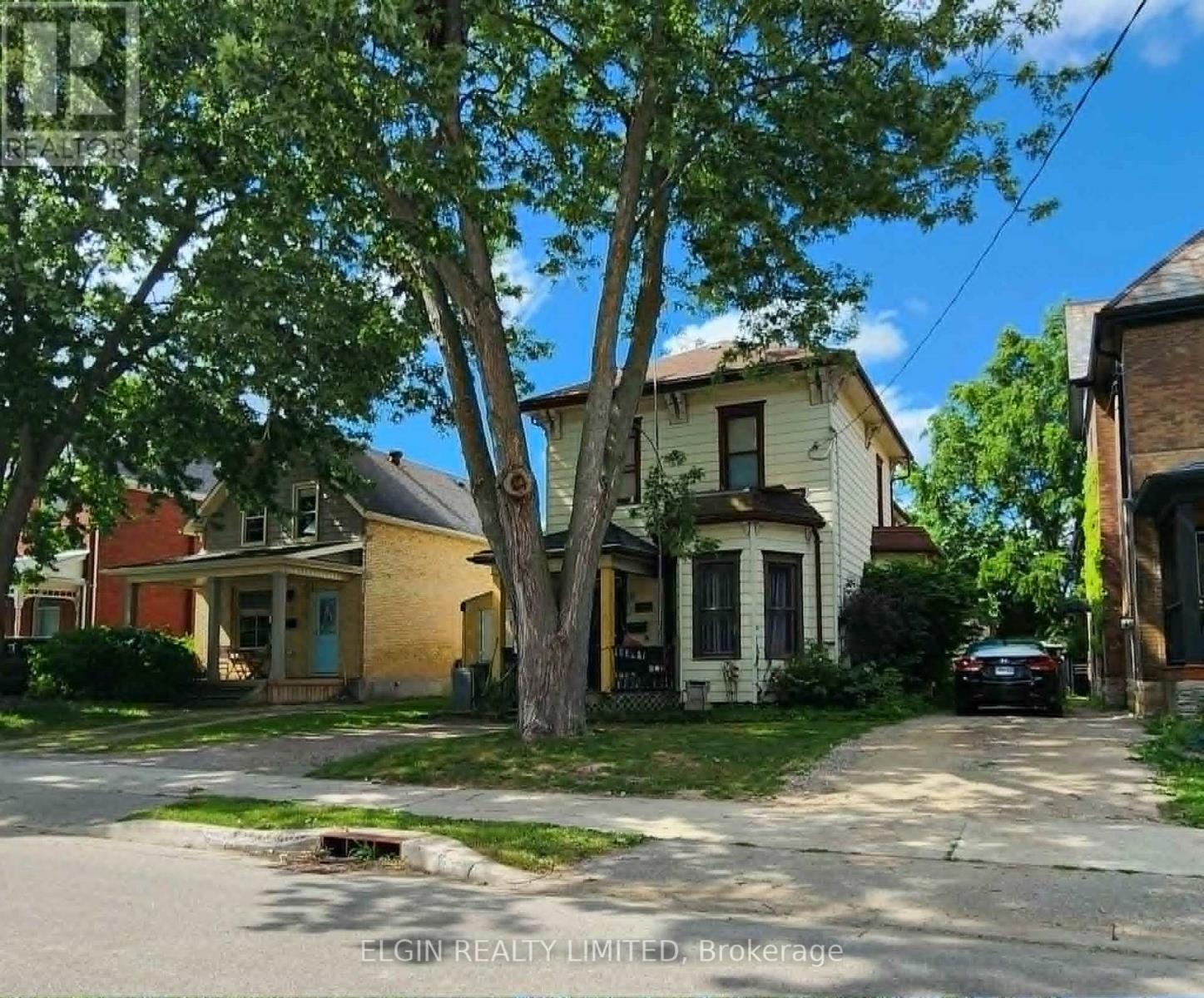 107 GLADSTONE AVENUE - 3