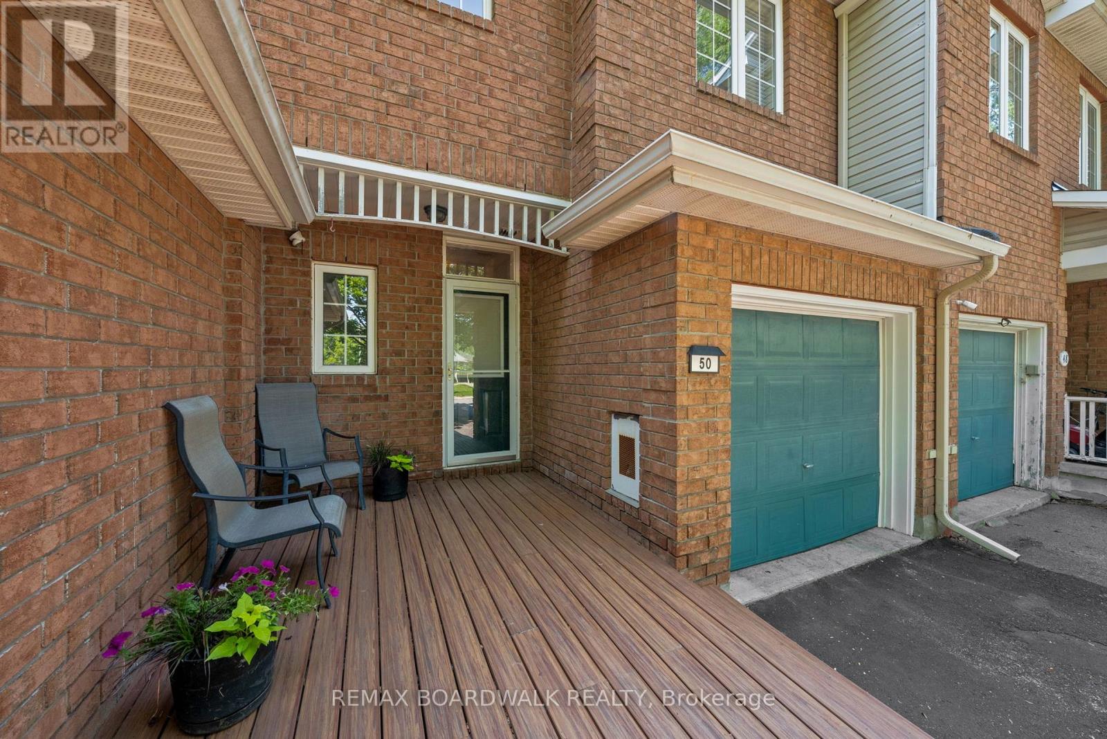 50 GRAY CRESCENT - 2