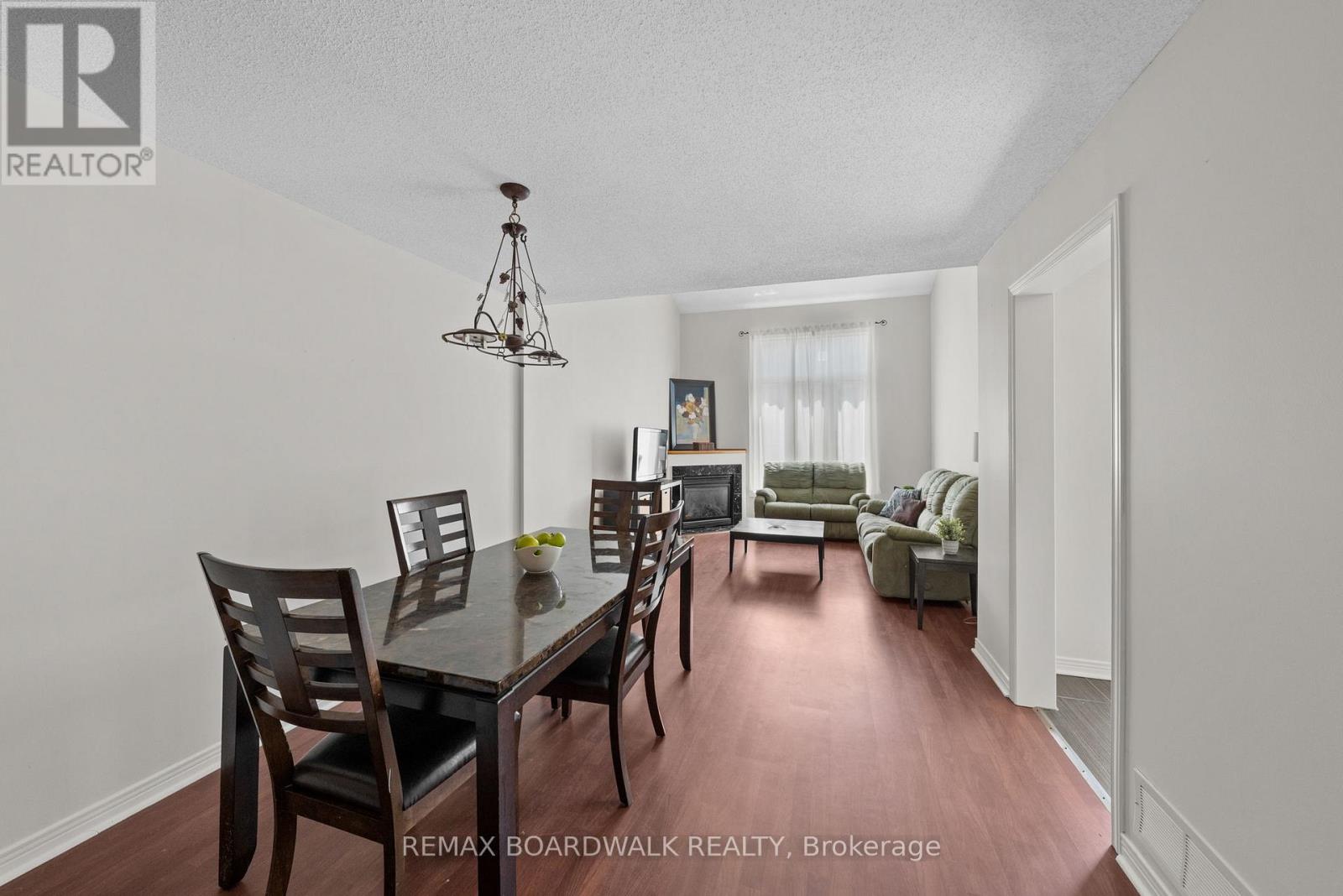 50 GRAY CRESCENT - 6