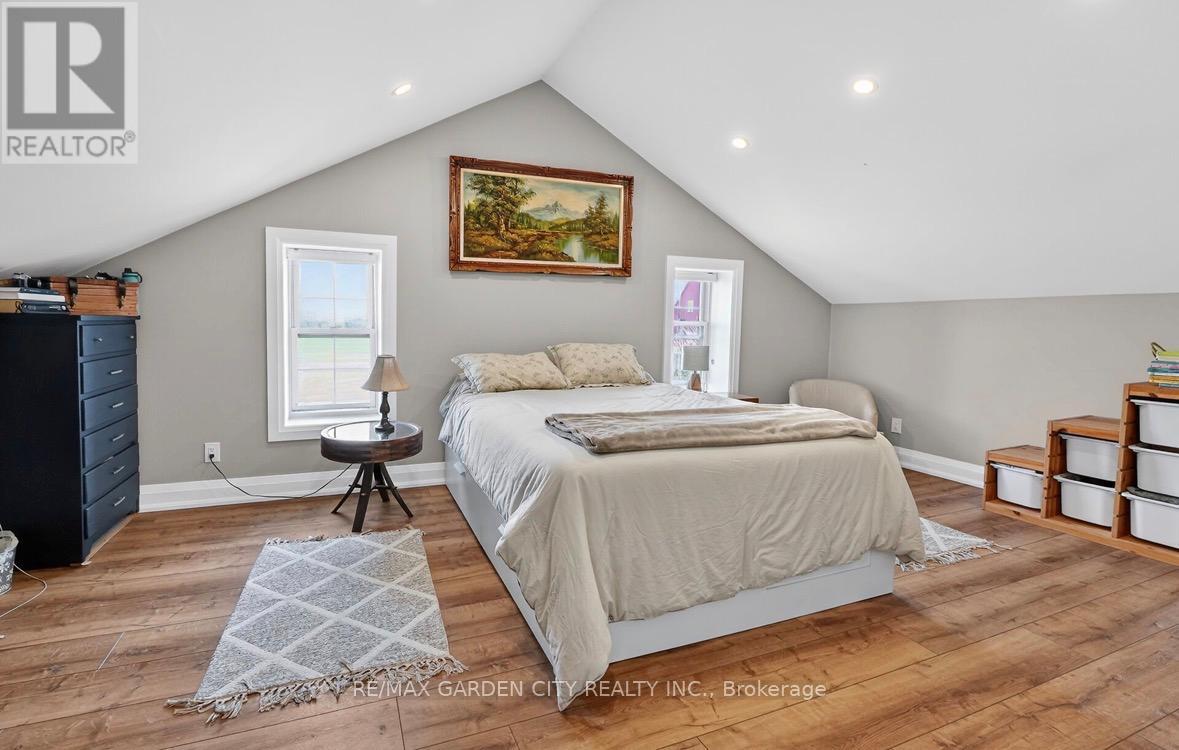 3248 21ST STREET - 33