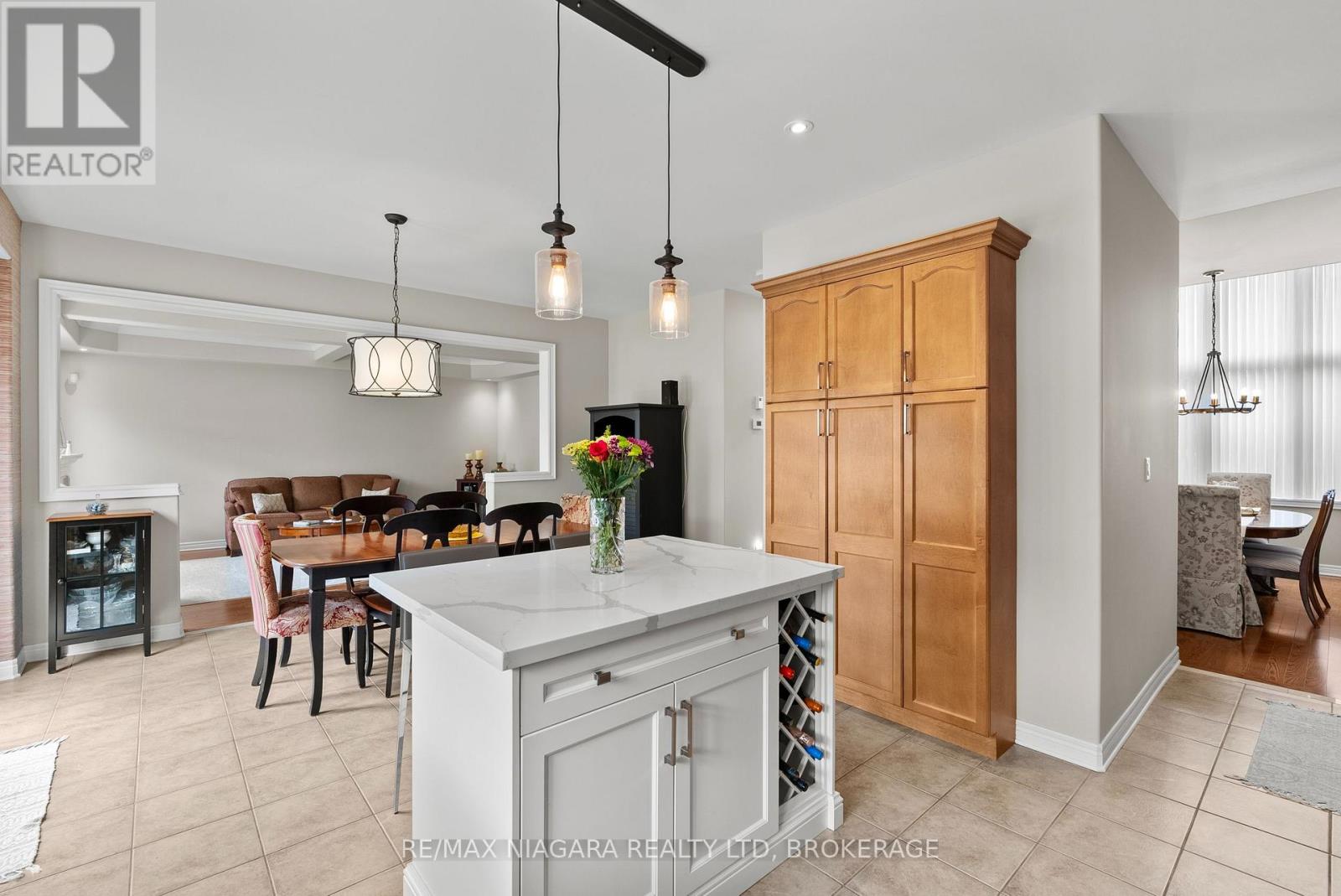 282 WINTERBERRY BOULEVARD - Image 12