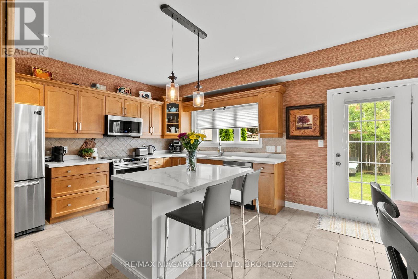 282 WINTERBERRY BOULEVARD - Image 13