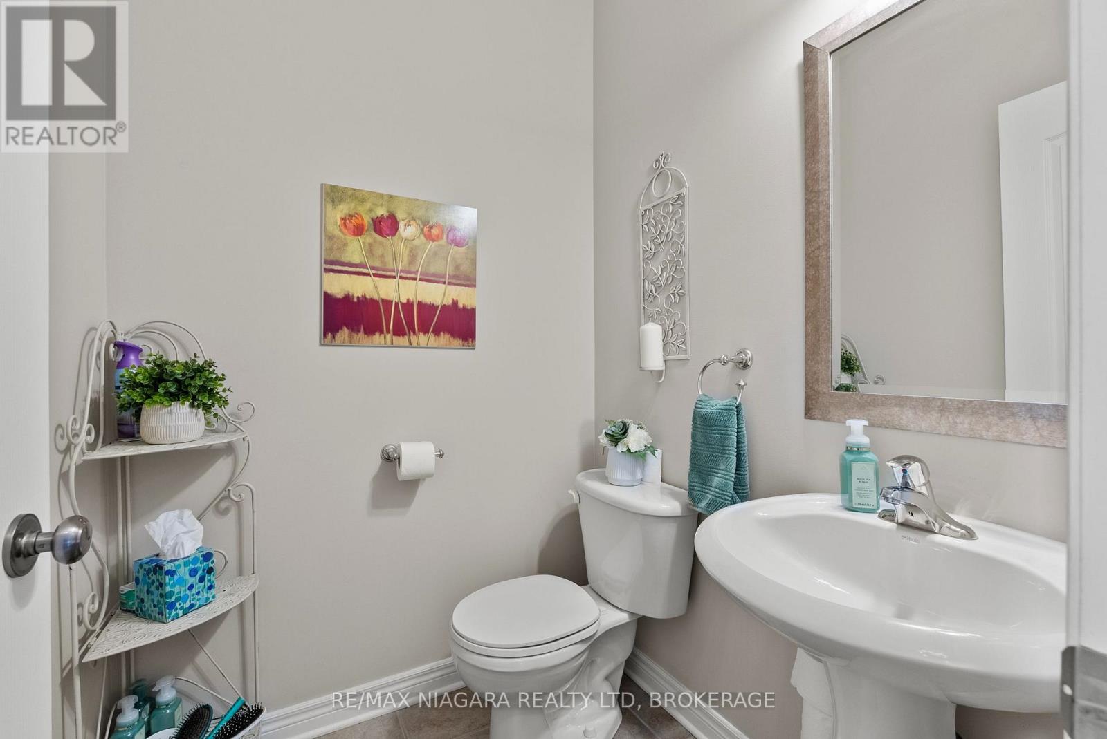 282 WINTERBERRY BOULEVARD - Image 21