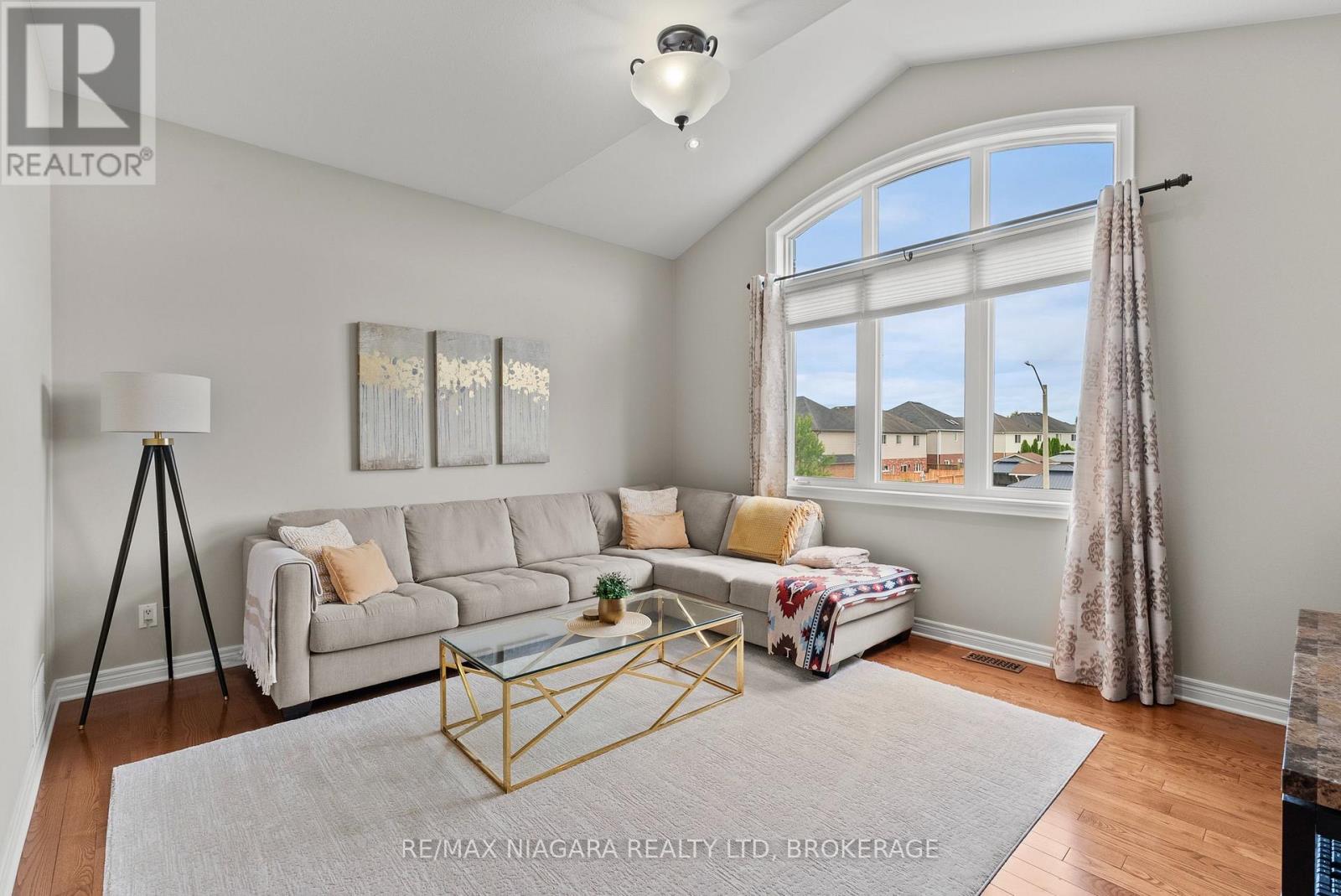 282 WINTERBERRY BOULEVARD - Image 24