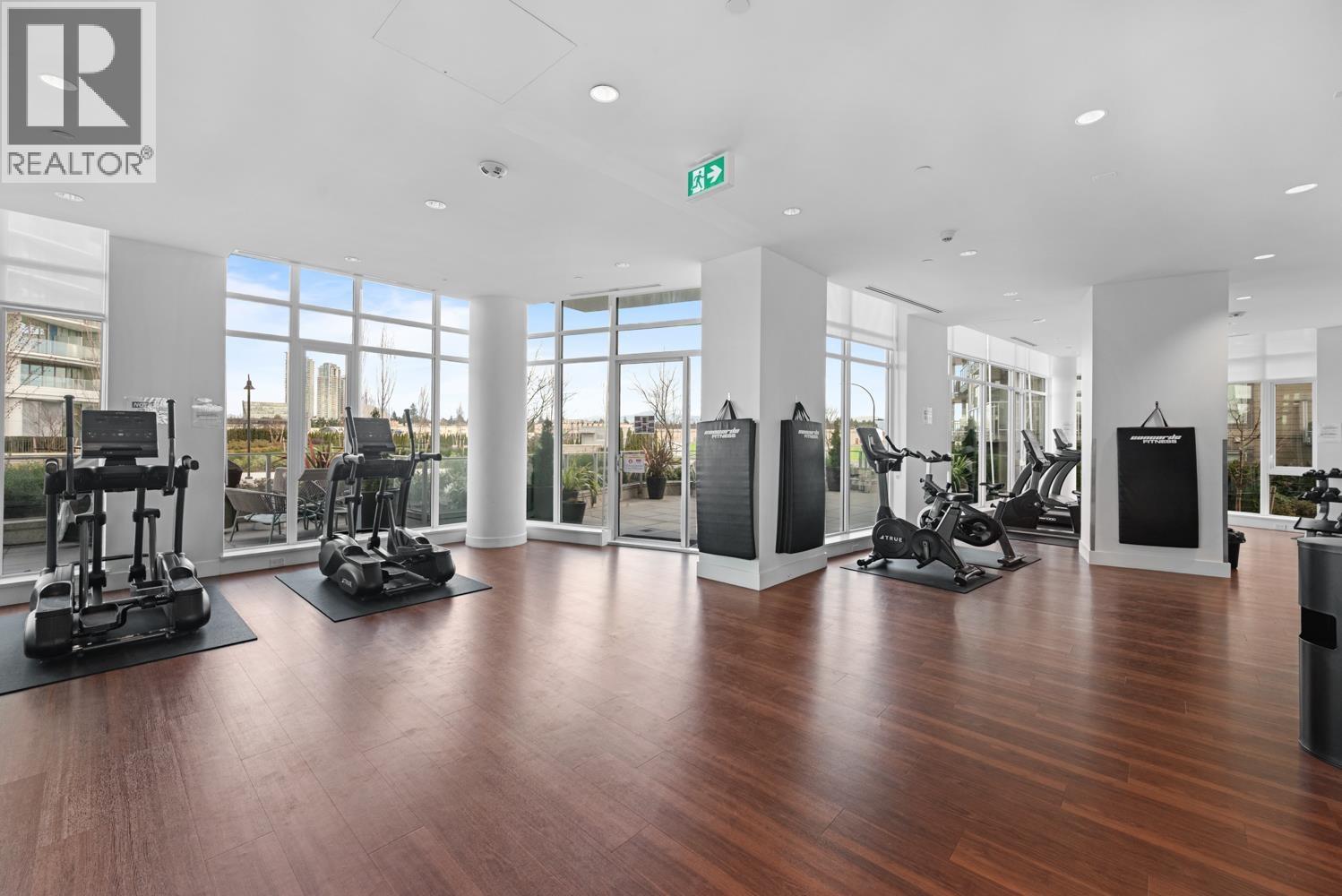 202 7769 PARK CRESCENT, Burnaby