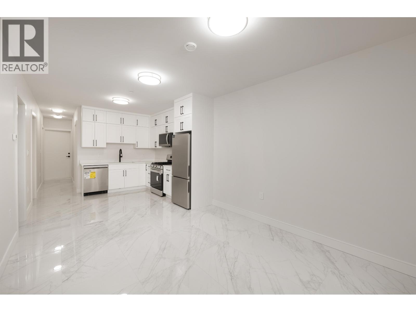 838 E 14TH STREET, North Vancouver