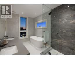 838 E 14th Street, North Vancouver, BC V7L2P6 Photo 26