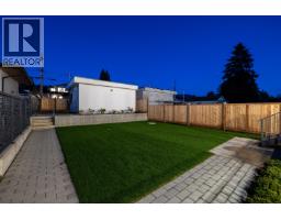838 E 14th Street, North Vancouver, BC V7L2P6 Photo 39