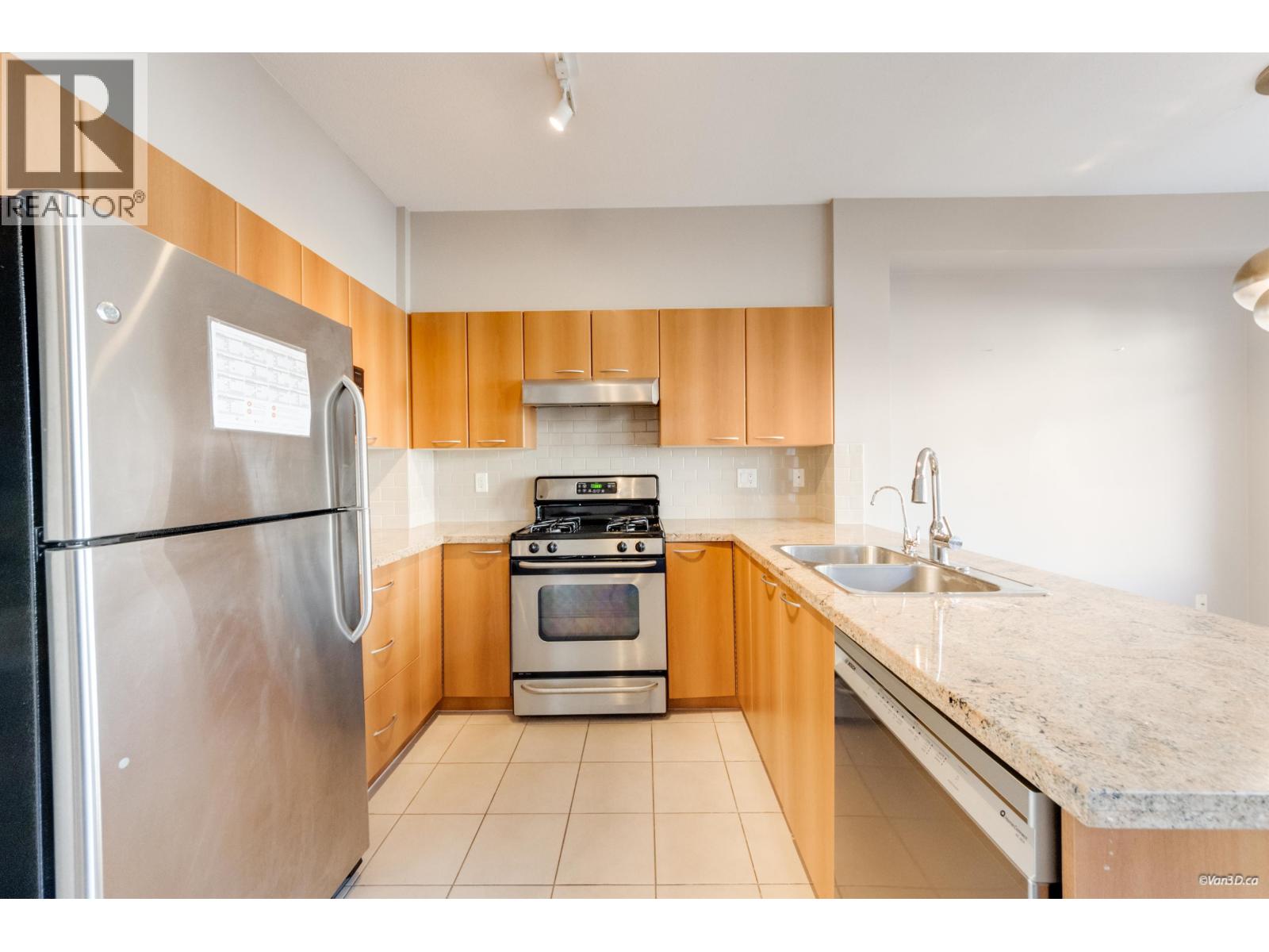 92 7288 HEATHER STREET, Richmond