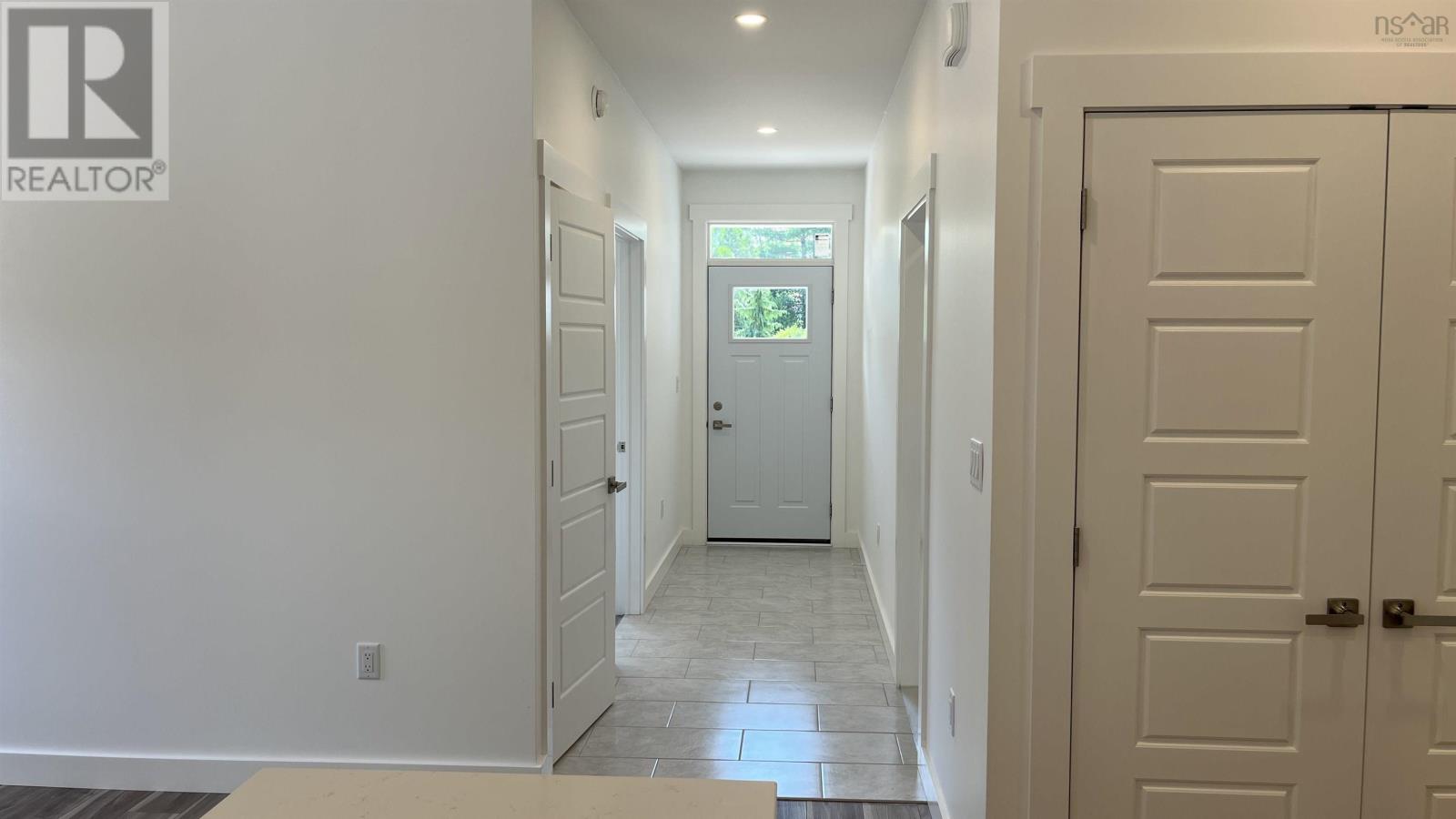 1437 Princess Crescent - 17
