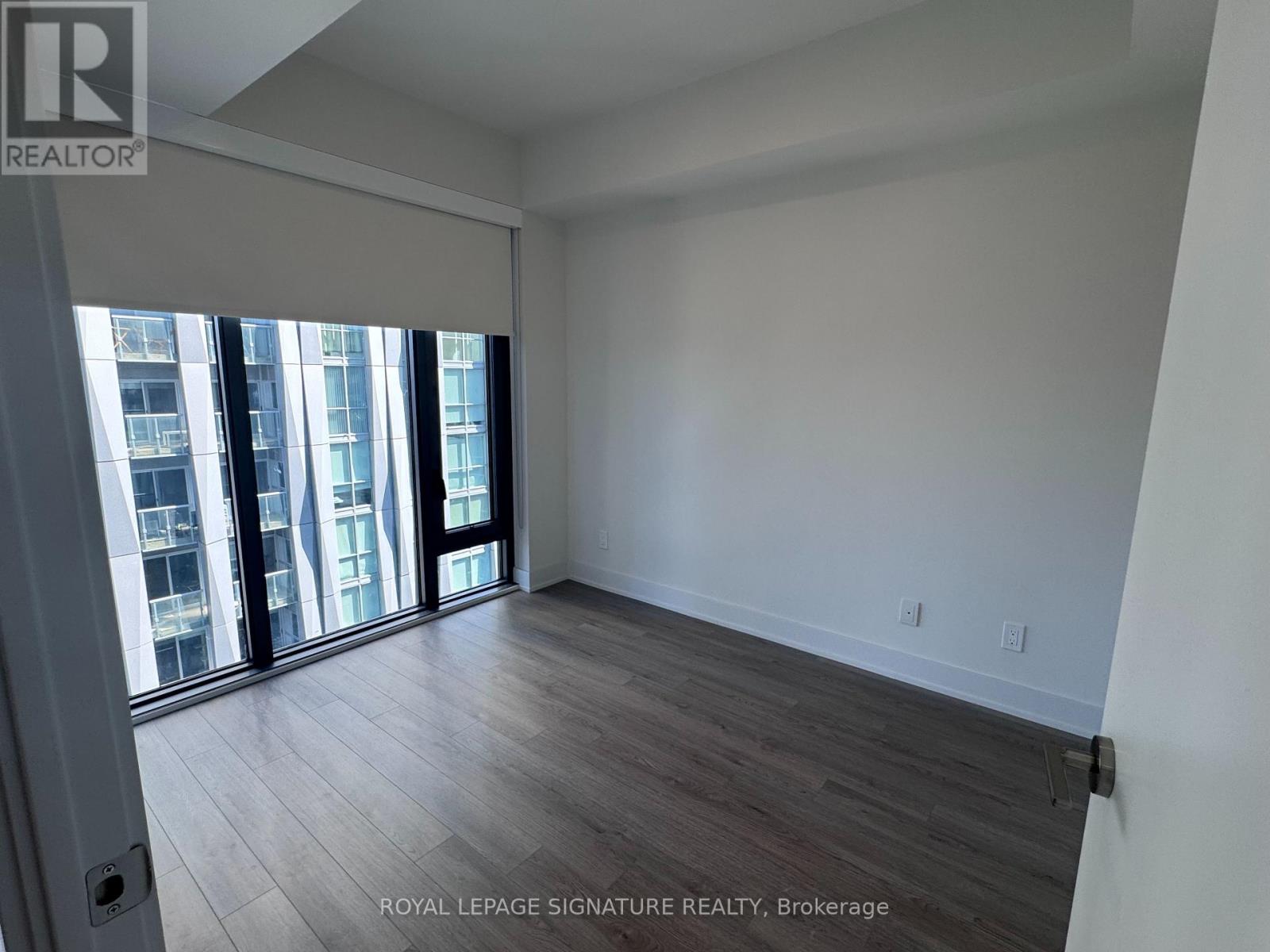 #2801 8 CUMBERLAND STREET - Image 6