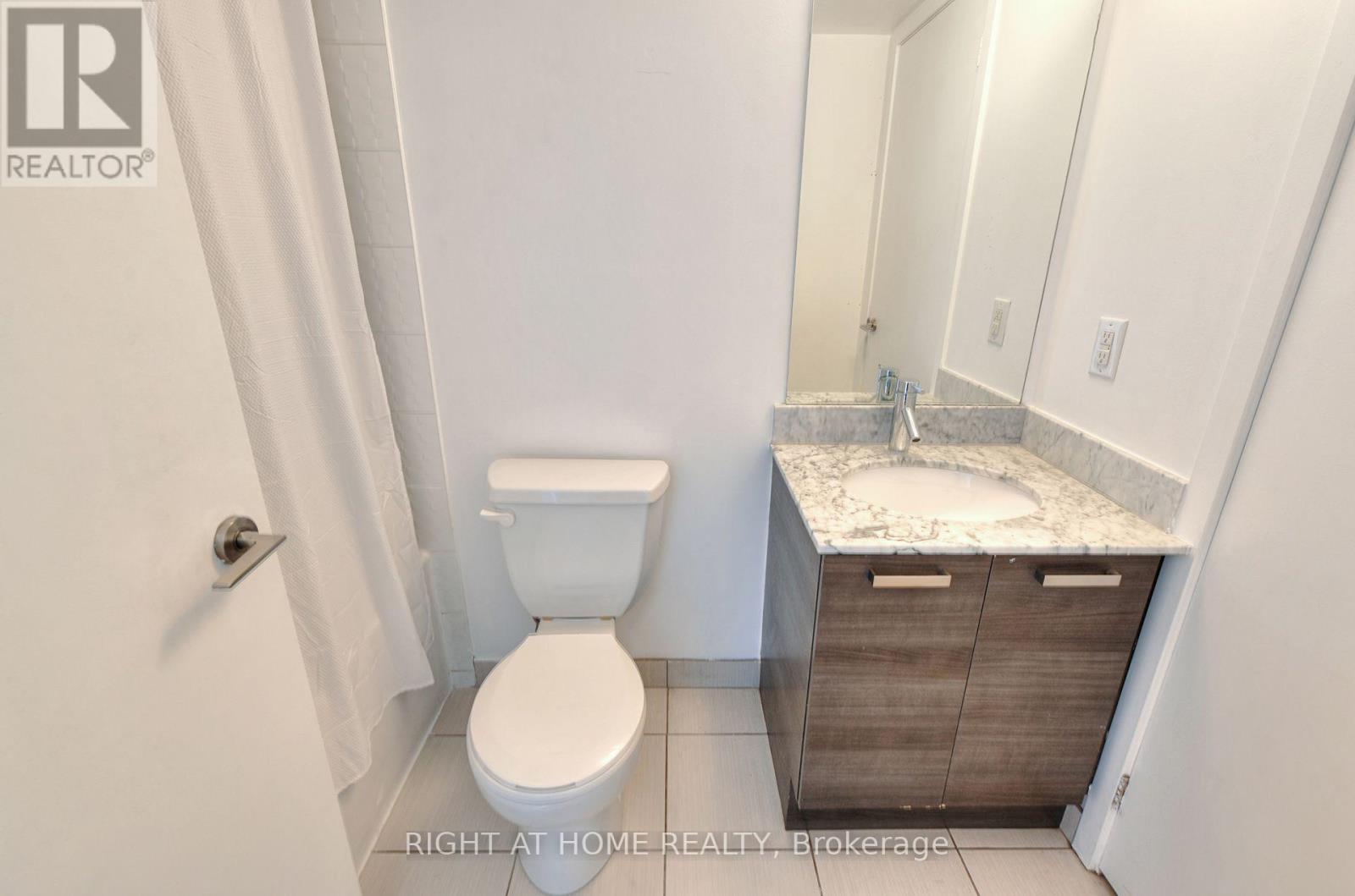 #1511 36 LISGAR STREET - 19