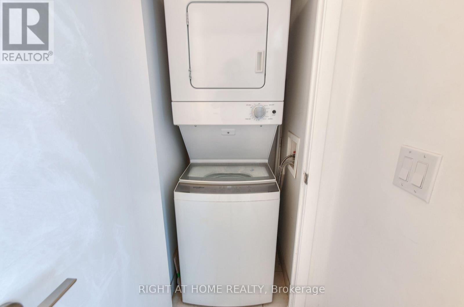 #1511 36 LISGAR STREET - 22