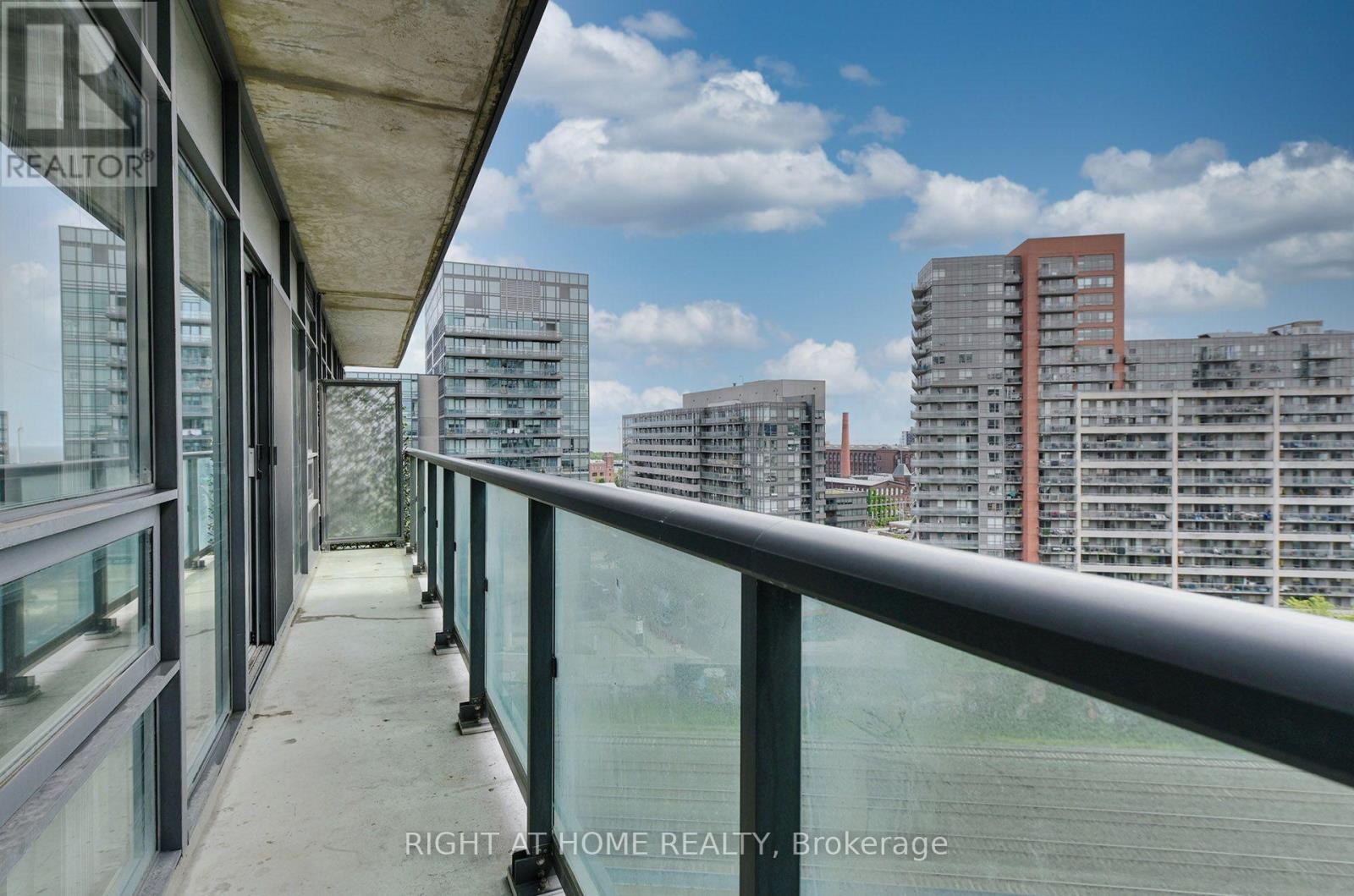 #1511 36 LISGAR STREET - 23