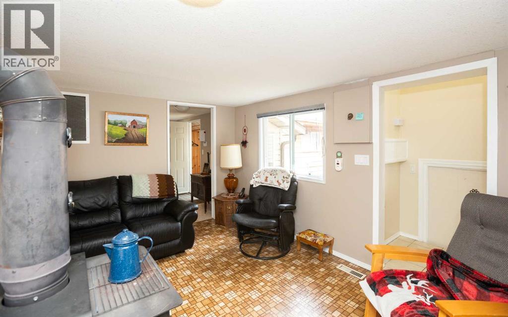 2731 6 Street - 13
