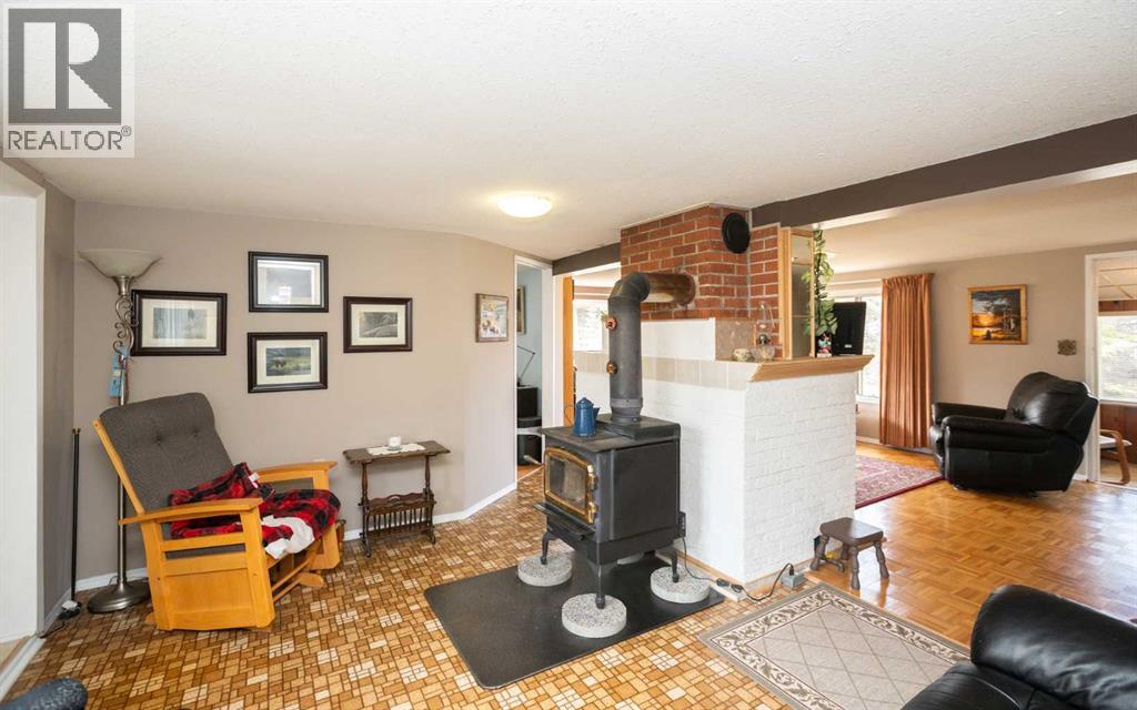 2731 6 Street - 12