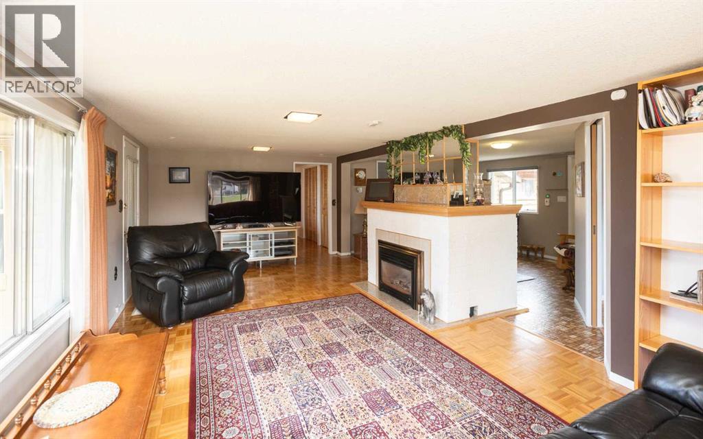 2731 6 Street - 14