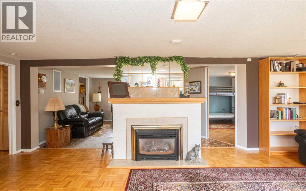 2731 6 Street - 16