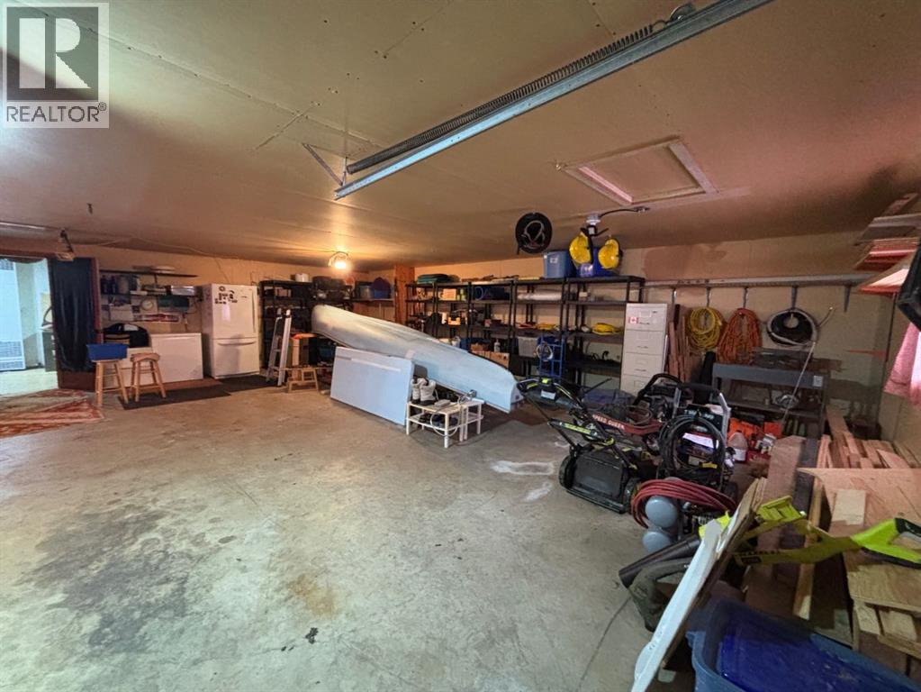 2731 6 Street - 40