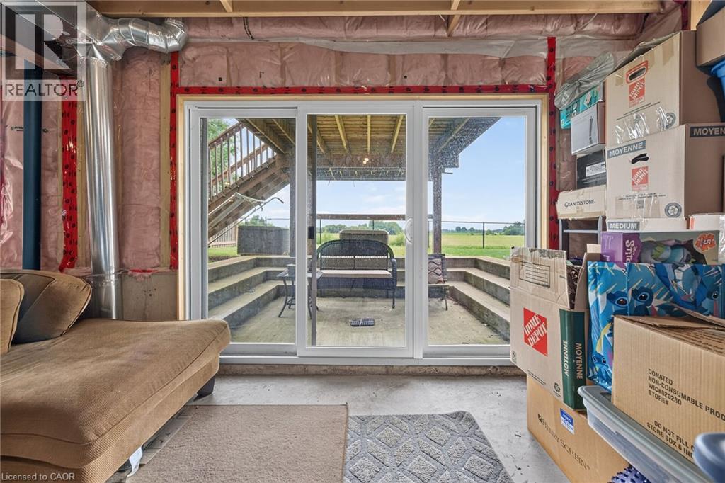 302 FESTIVAL Way - Image 38