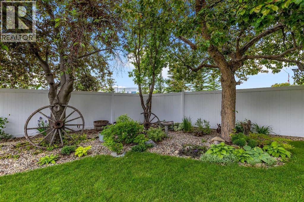 56 Coverdale Place NE - 30