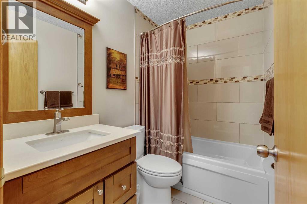 56 Coverdale Place NE - 11