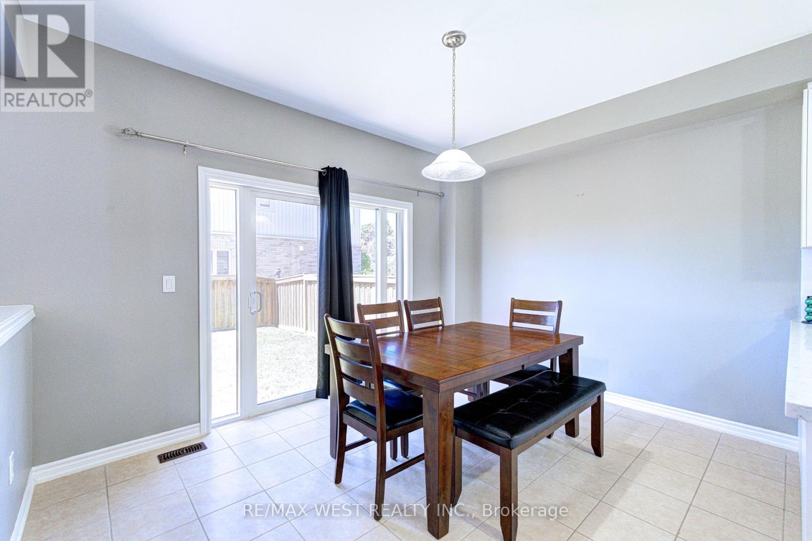108 DECAROLIS CRESCENT - 19