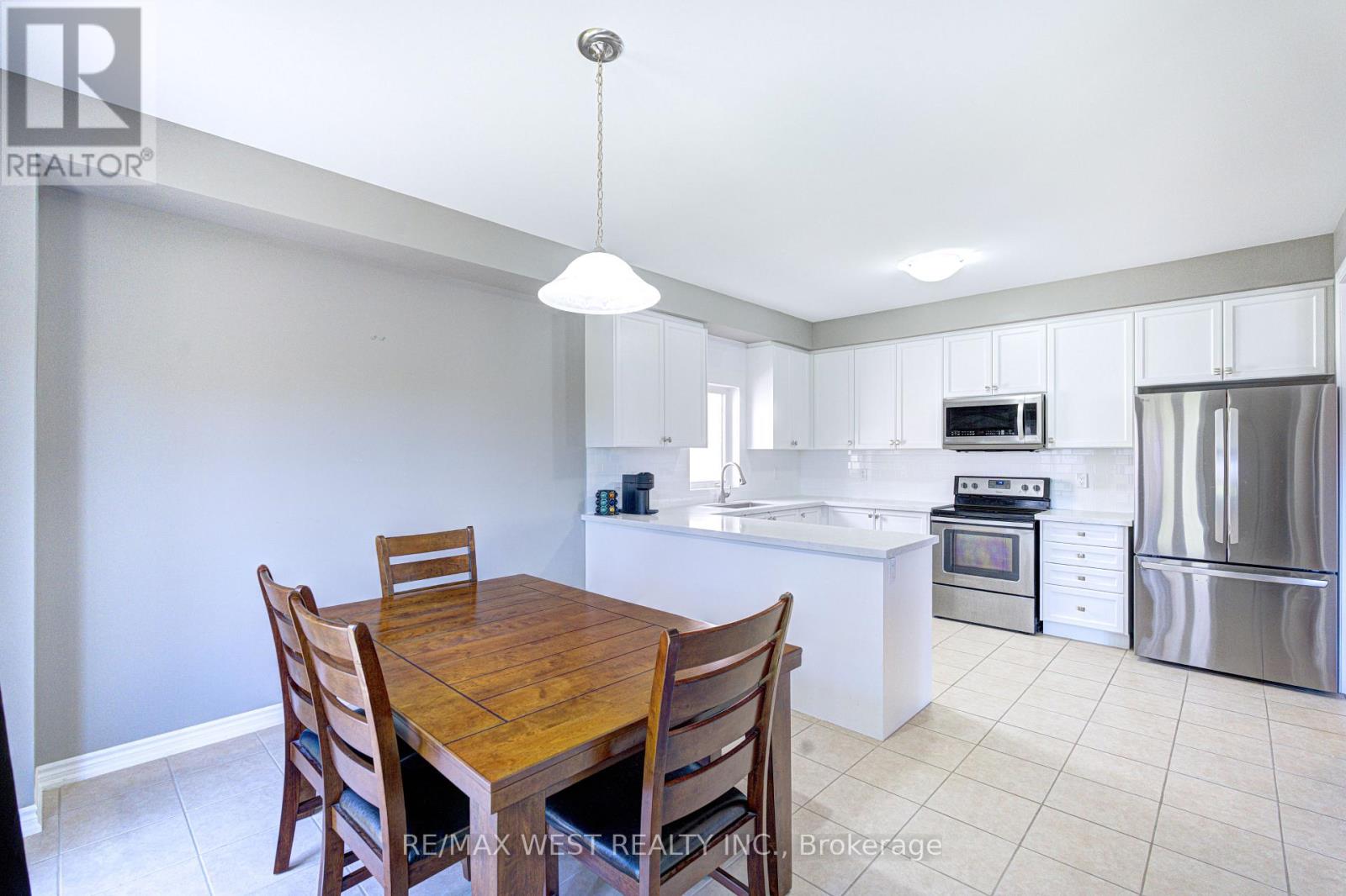 108 DECAROLIS CRESCENT - 20