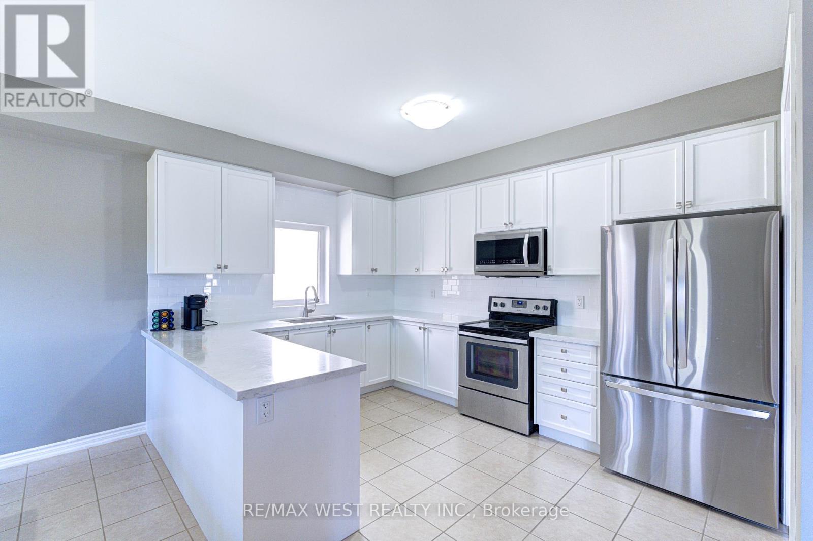 108 DECAROLIS CRESCENT - 24