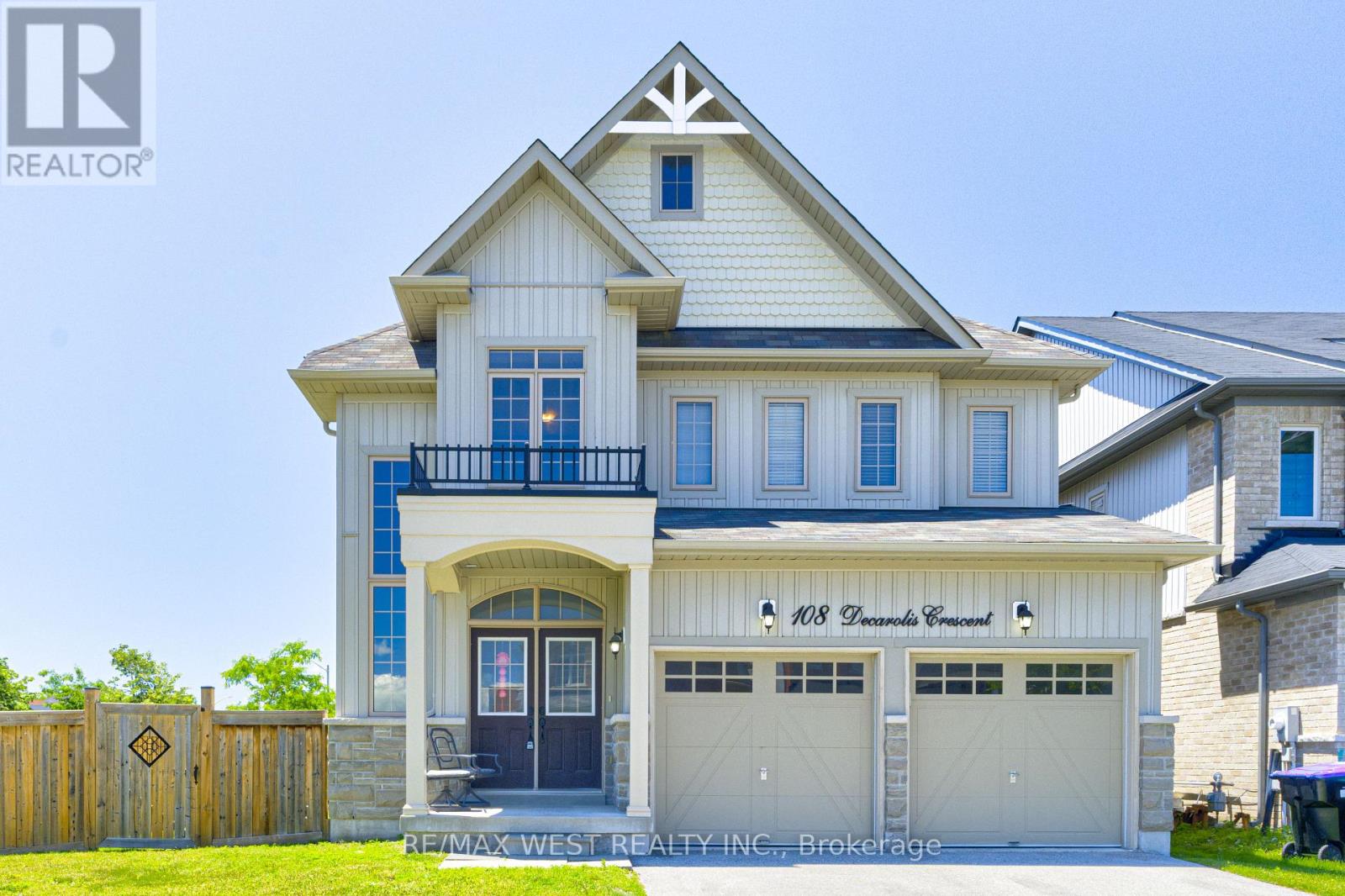 108 DECAROLIS CRESCENT - 4