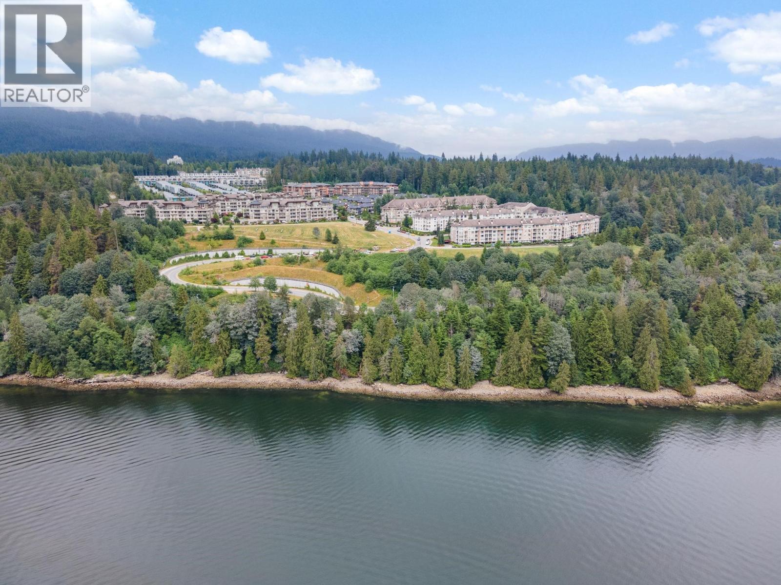 215 3600 WINDCREST DRIVE, North Vancouver