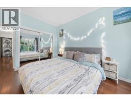 215 3600 Windcrest Drive, North Vancouver, BC V7G2S5 Photo 20
