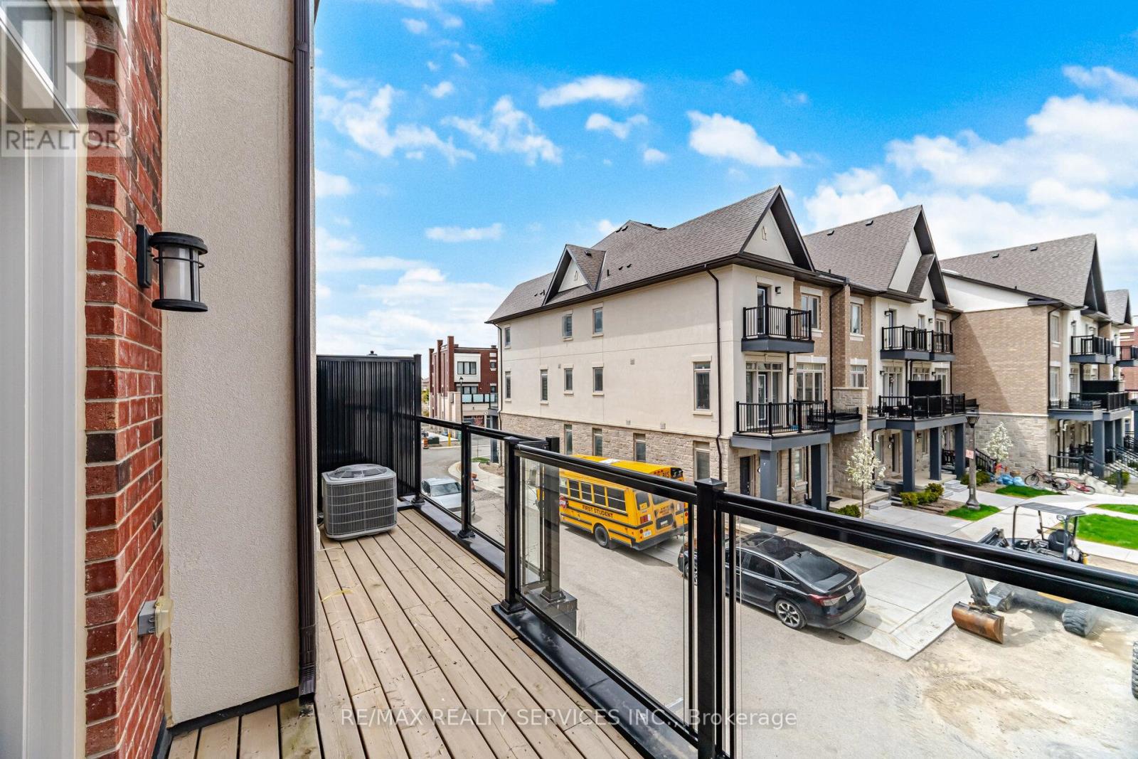19 TIVERON AVENUE - 22