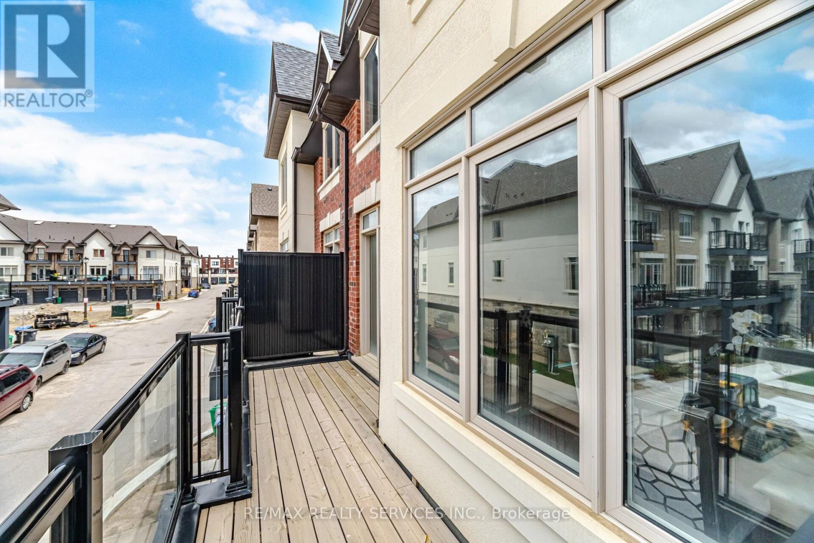 19 TIVERON AVENUE - 24