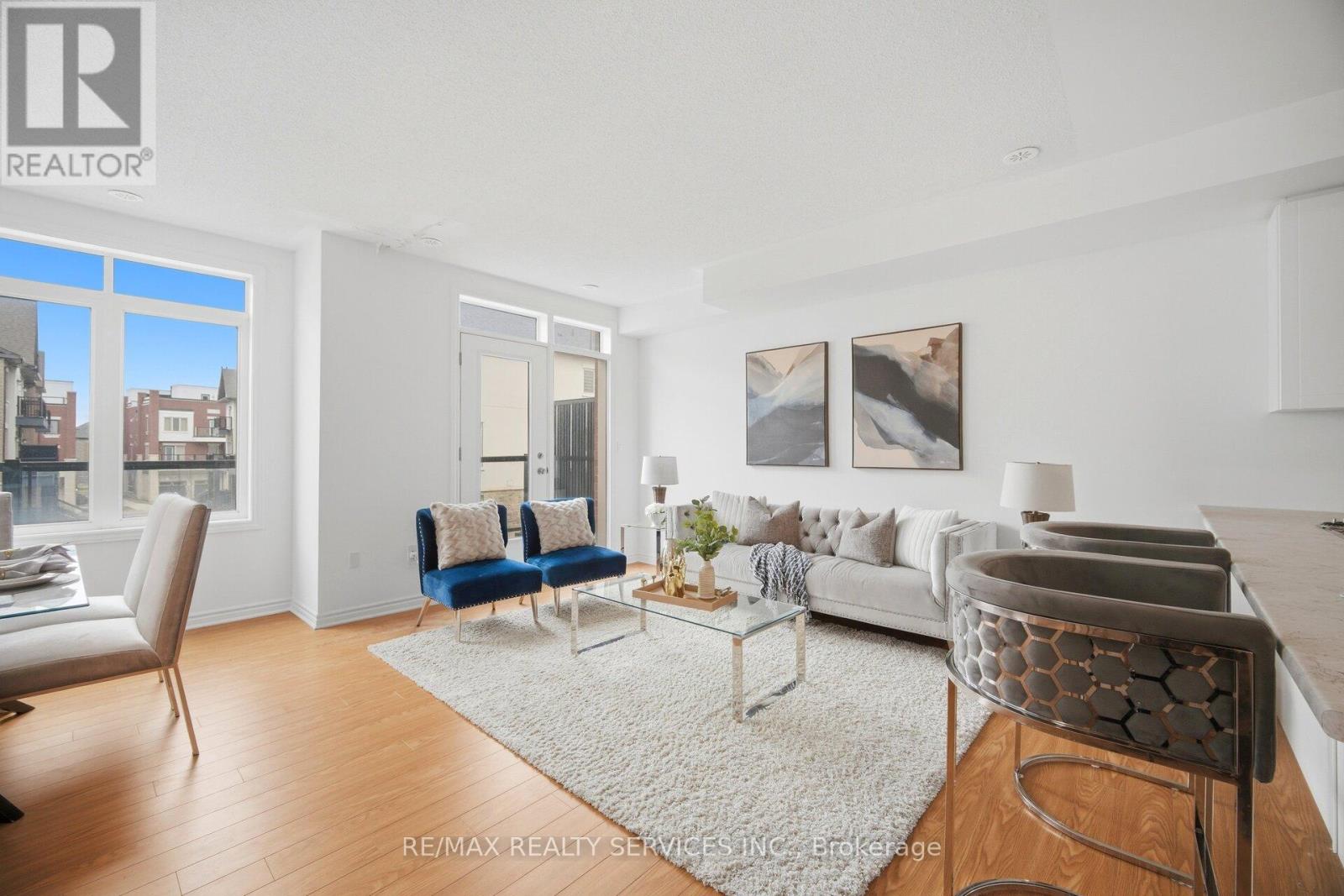 19 TIVERON AVENUE - 3