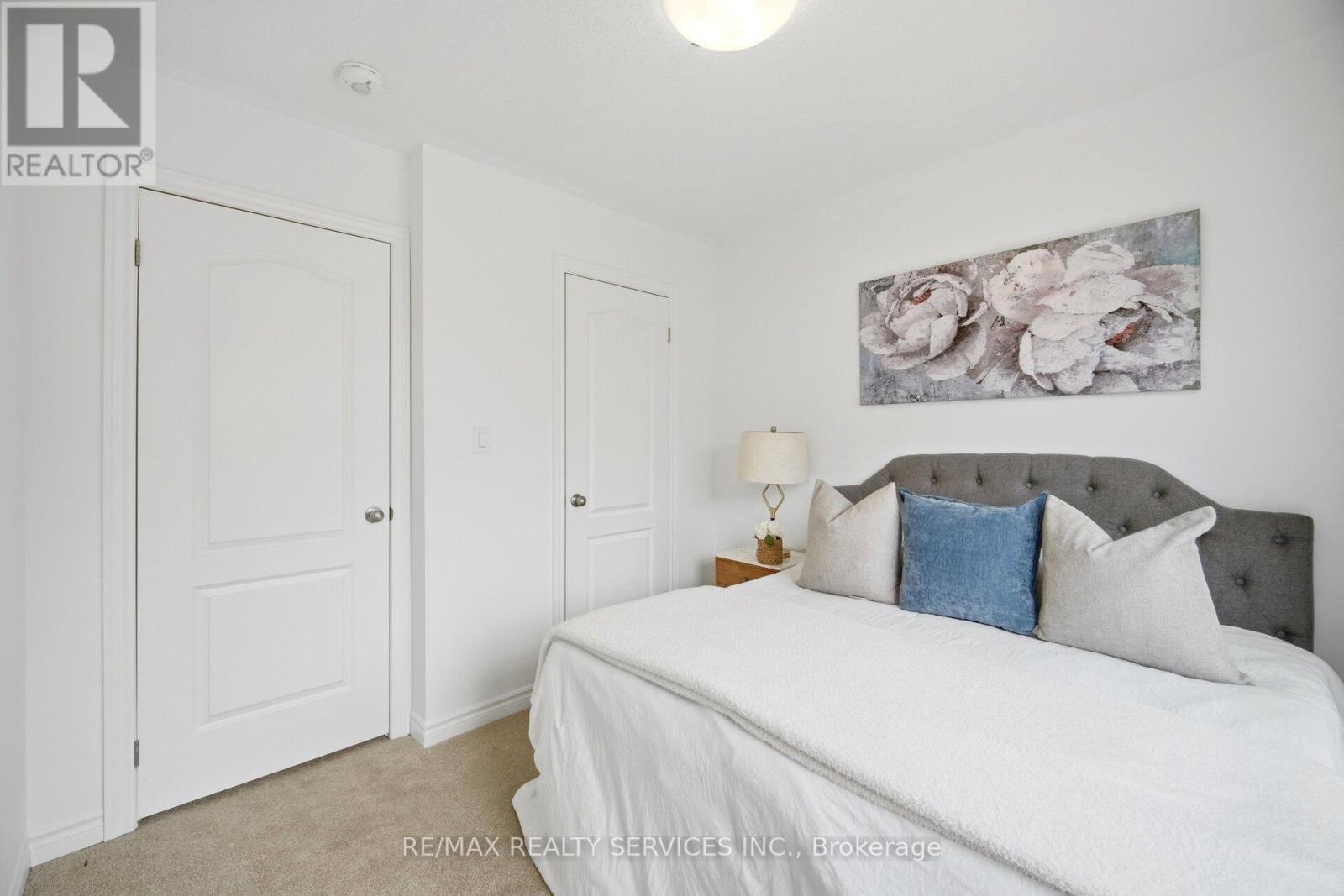 19 TIVERON AVENUE - 34