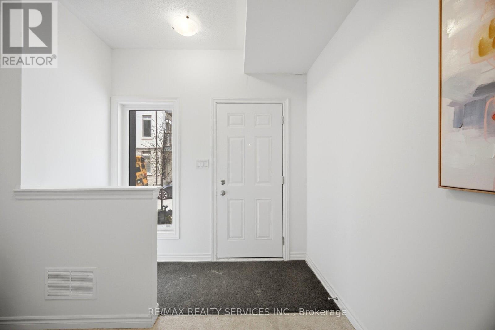 19 TIVERON AVENUE - 9