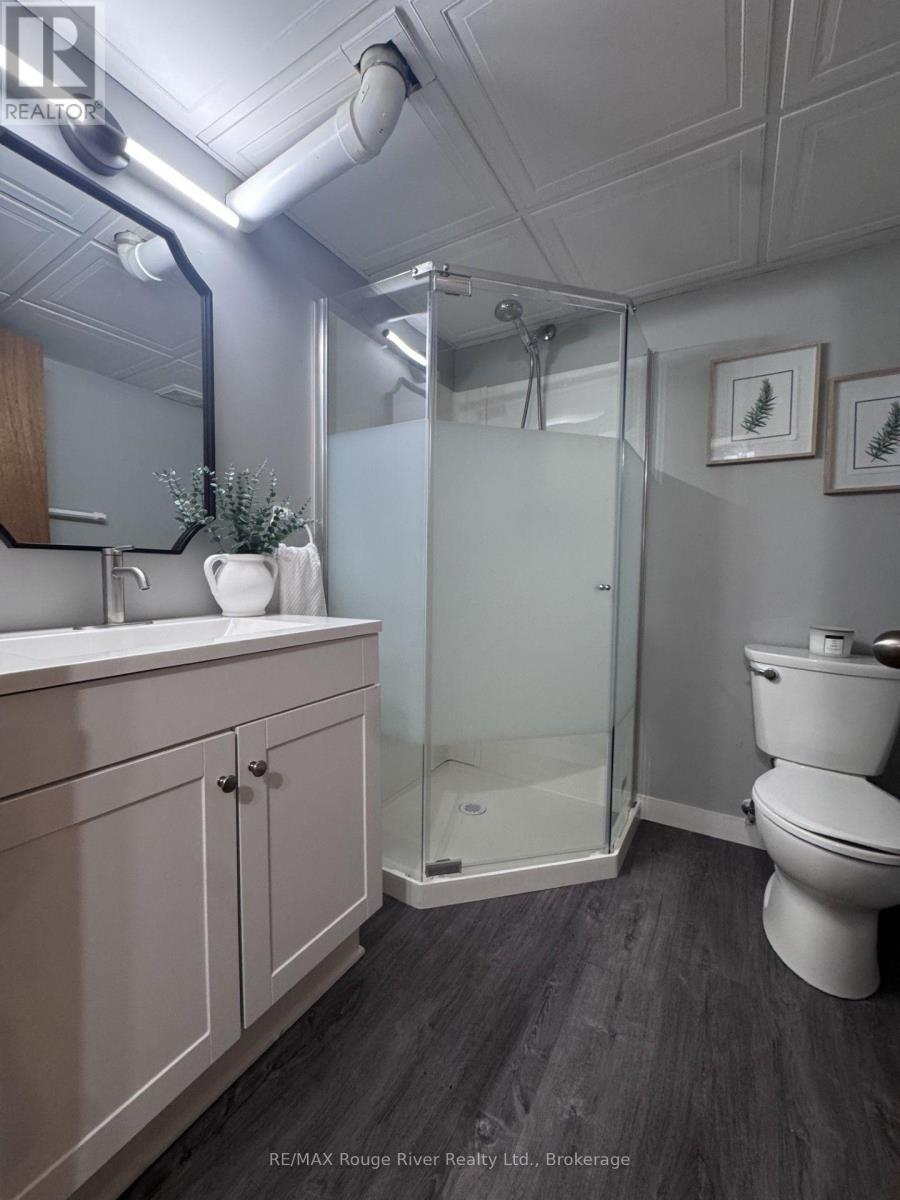 528 BARBARA STREET - 32