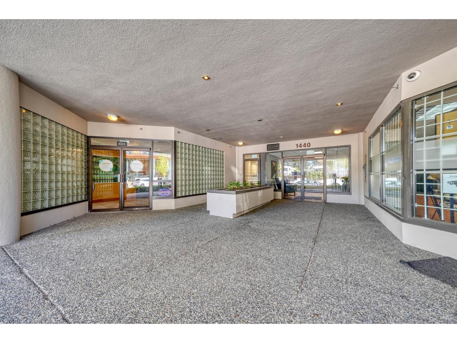 204 1440 GEORGE STREET, White Rock