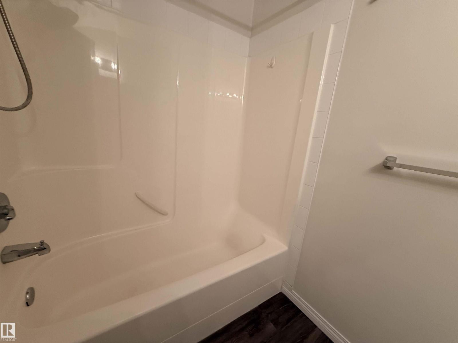 #515 11325 83 ST NW NW - 8