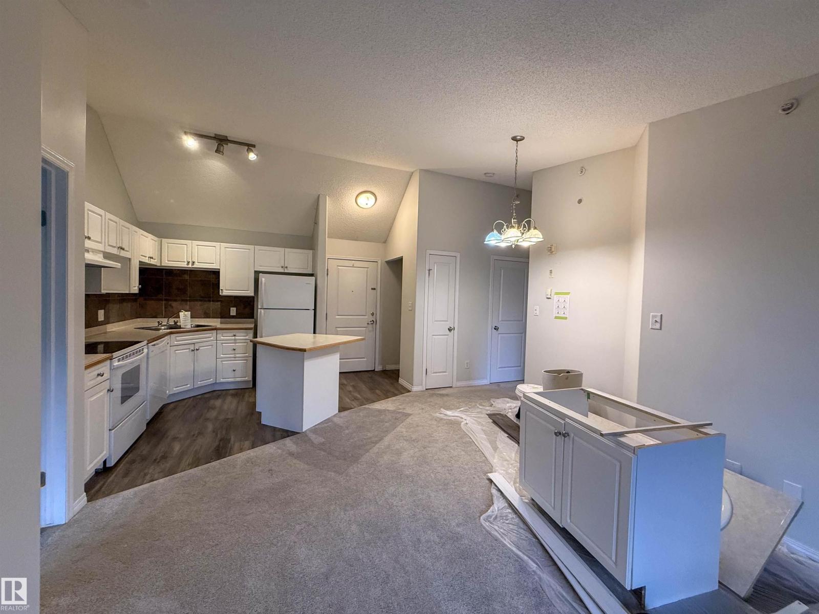 #515 11325 83 ST NW NW - 13