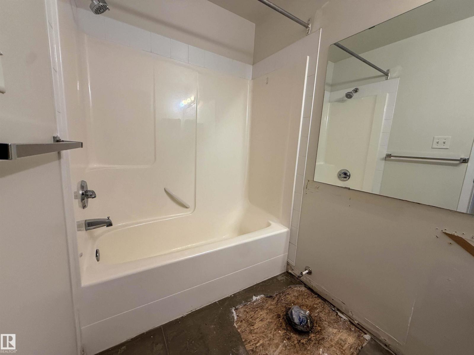 #515 11325 83 ST NW NW - 30