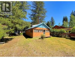 Primary Bedroom - 2649 Otter Avenue, Tulameen, BC V0X1W0 Photo 7