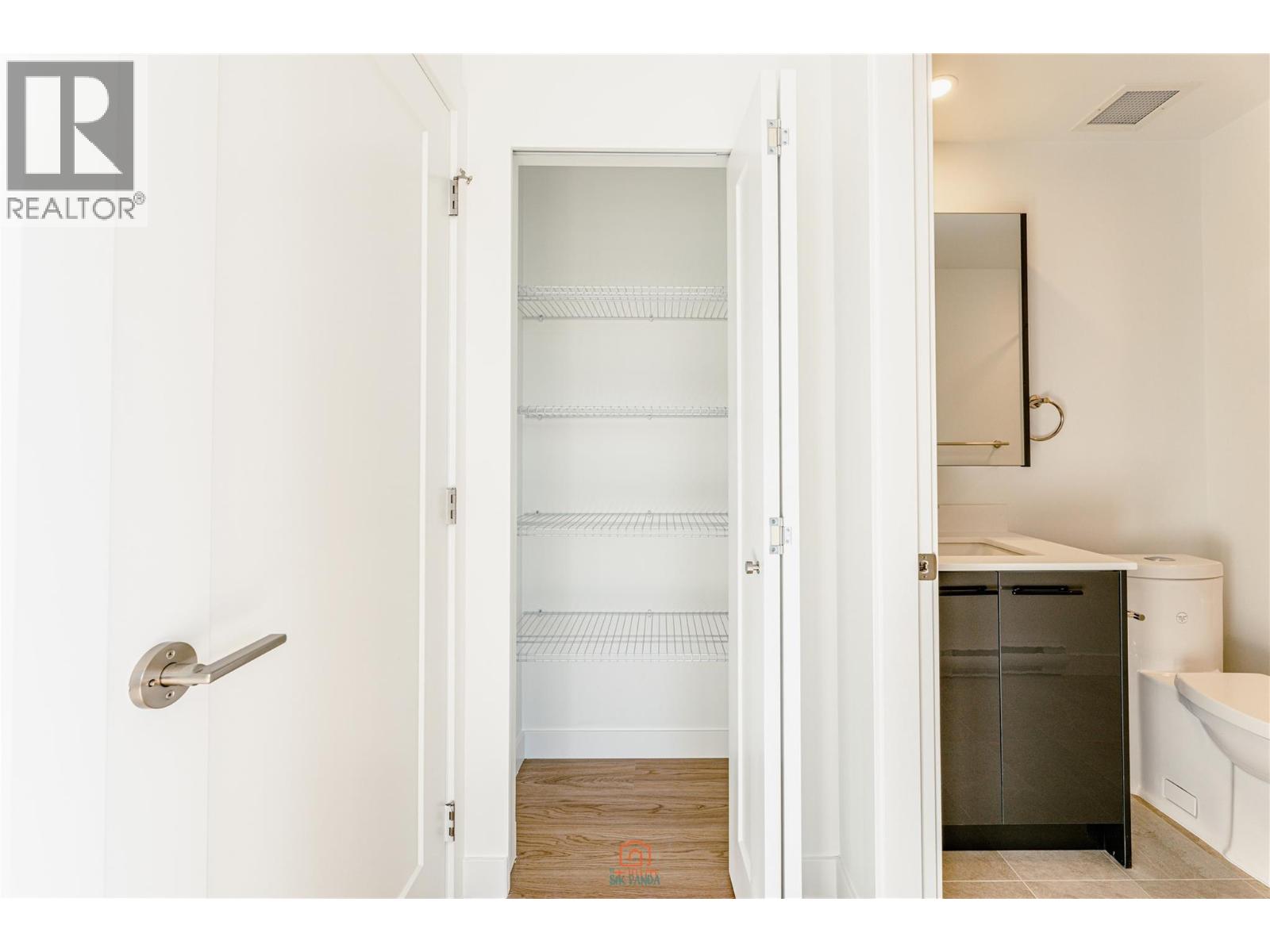 #309 1380 Pridham Avenue - 8