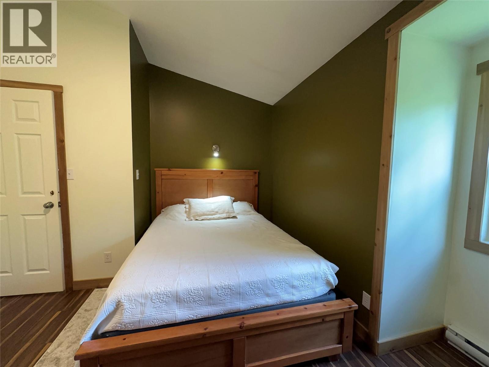 440 Hubscher Road, Ross Spur
