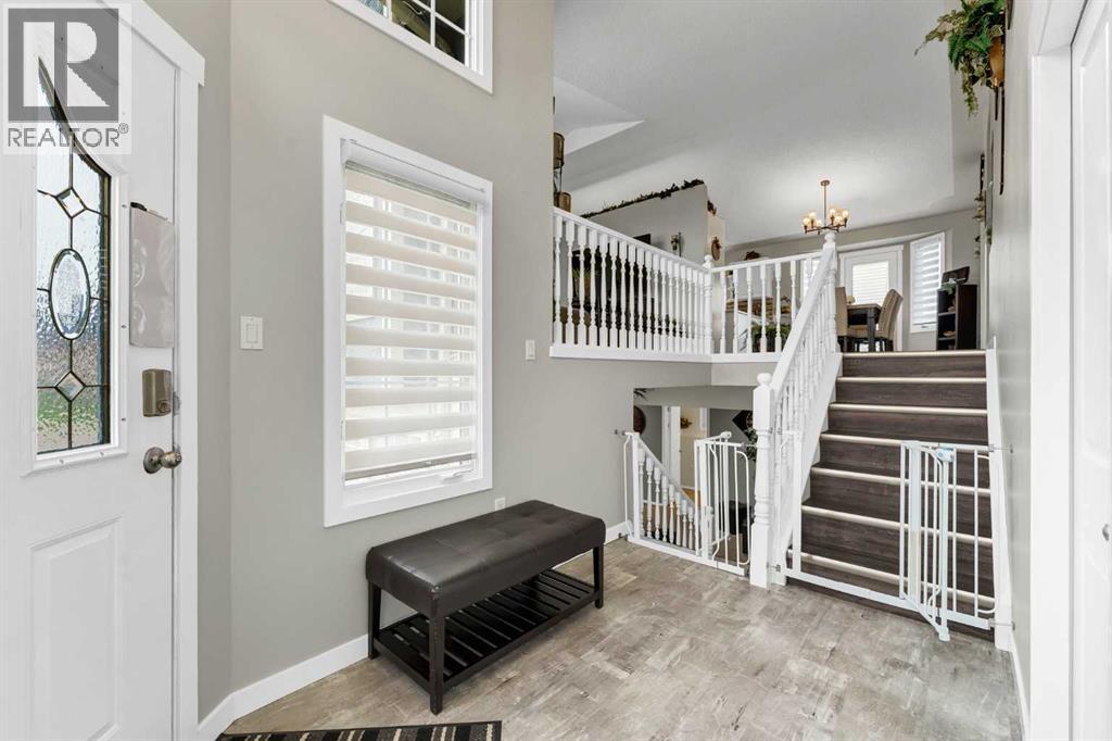 214 Shannon Drive SE - photo 3