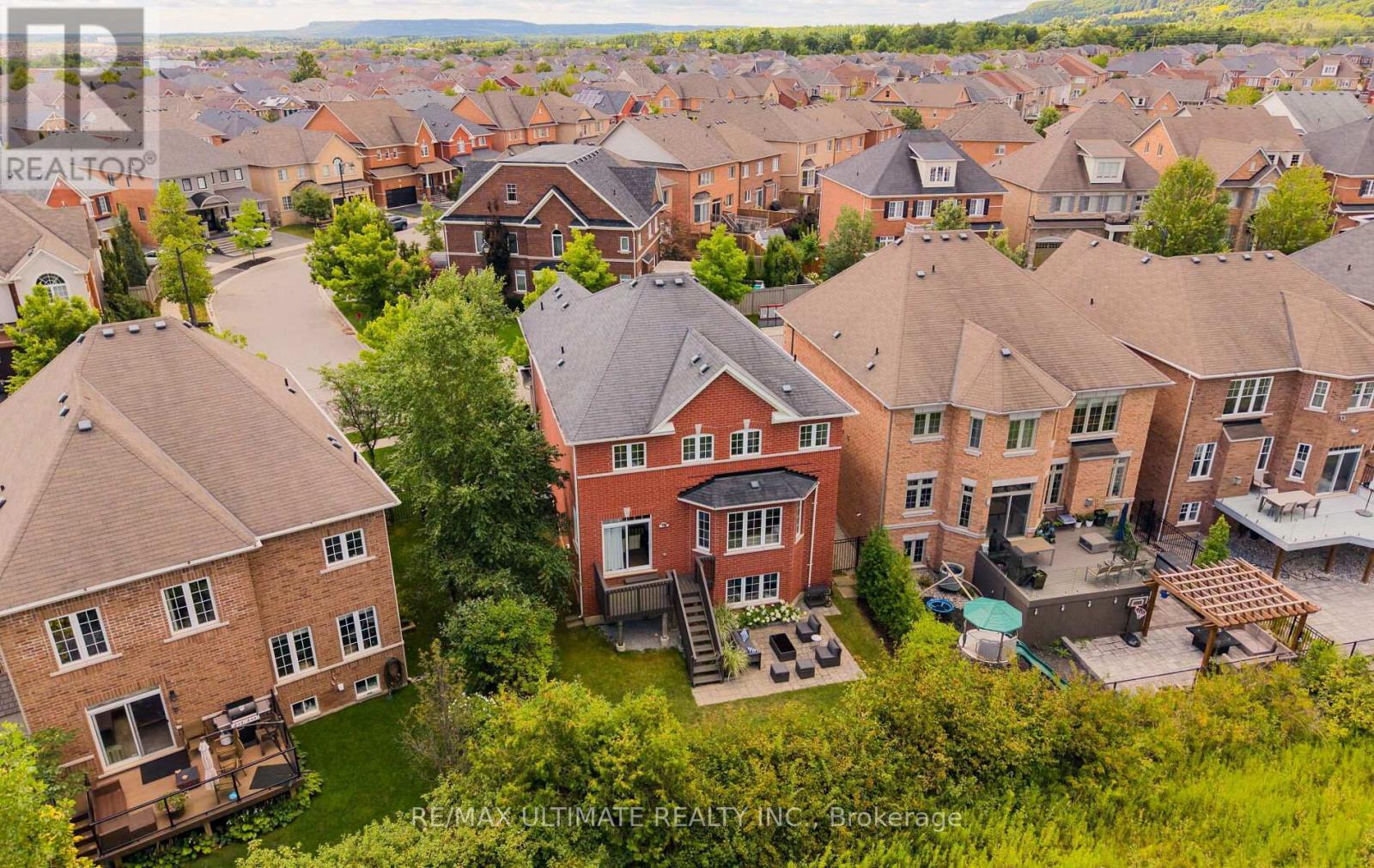 637 WETTLAUFER TERRACE - 48