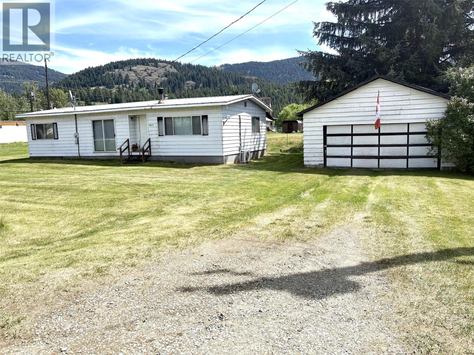9872 Cleaveley Street - 1