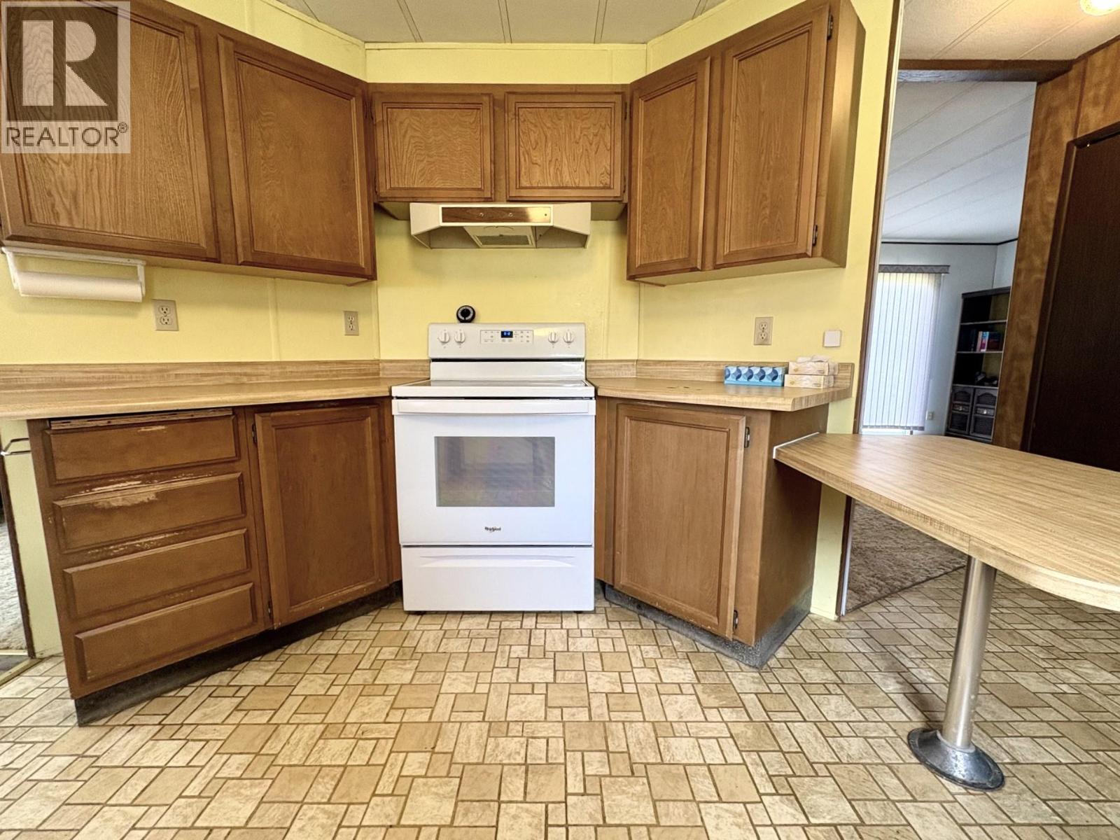 9872 Cleaveley Street - Image 10