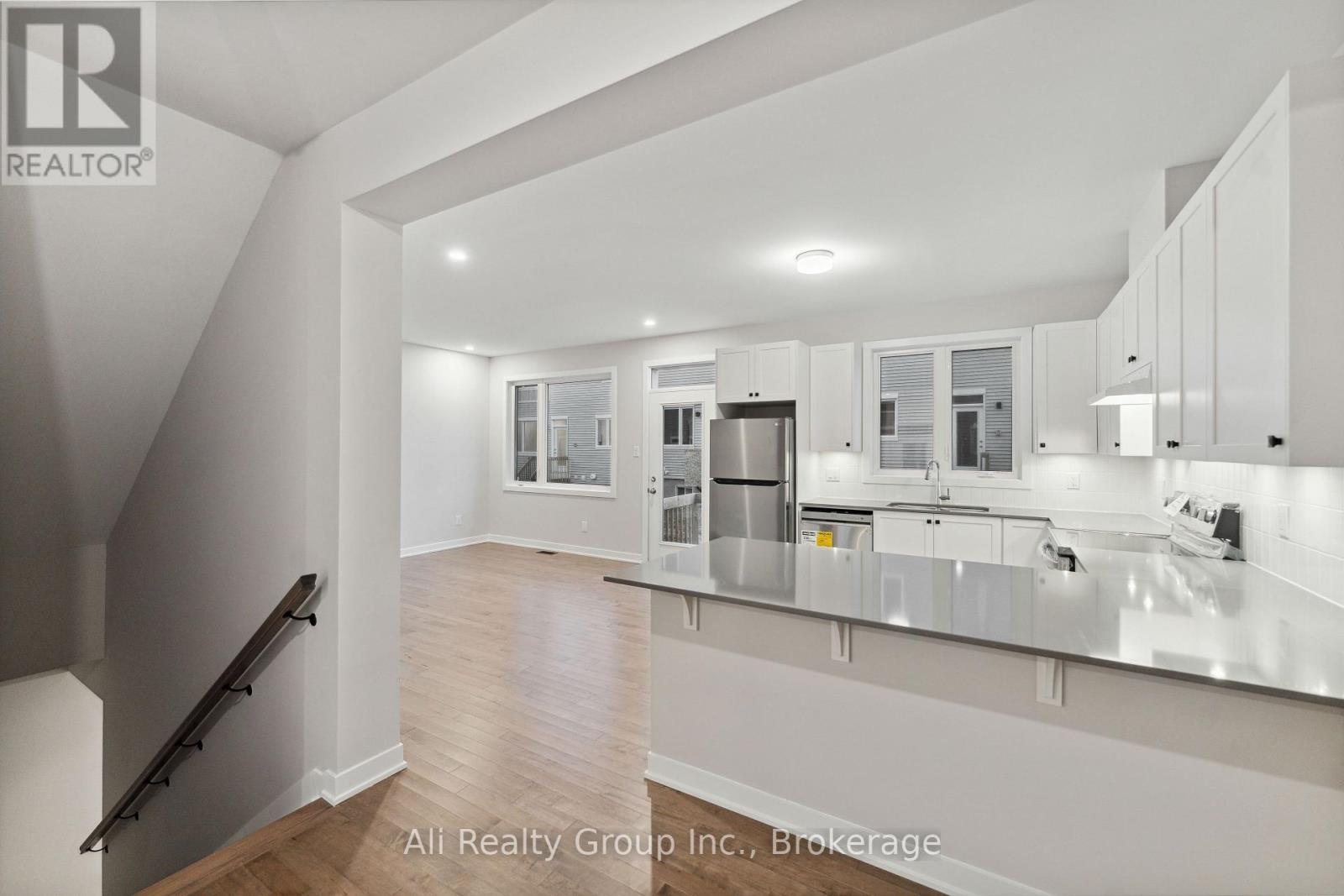 242 FALSETTO STREET - 12